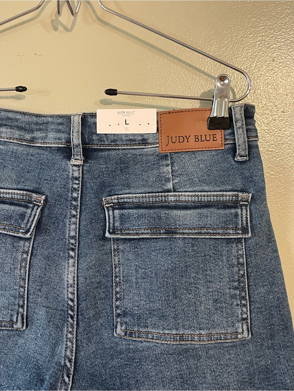 Judy Blue Women's Denim Utility Shorts - Blue L Stretch NWT - Picture 8 of 13